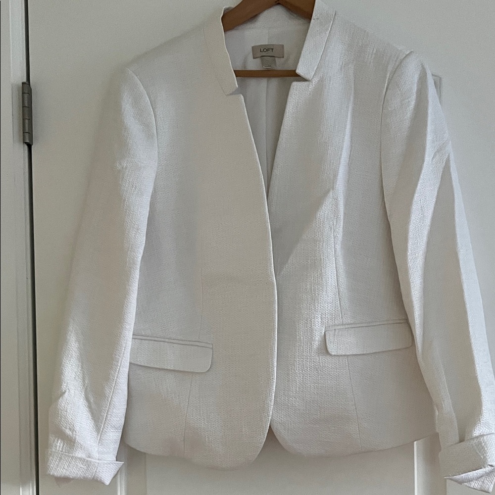 Chic White Blazer by Abrand